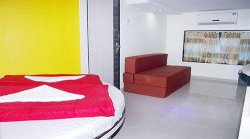 Hotel Blue Orchids Executive Mumbai Exterior foto